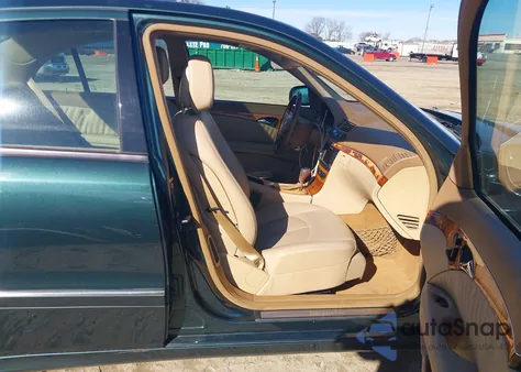 2007 Mercedes-Benz E 550 from USA, damaged, VIN WDBUF72X37B115188